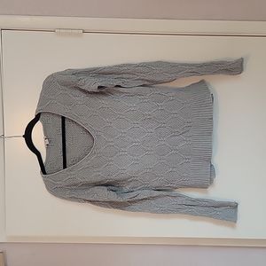 The Gap Gray Scoop Neck Cable Knit Sweater
